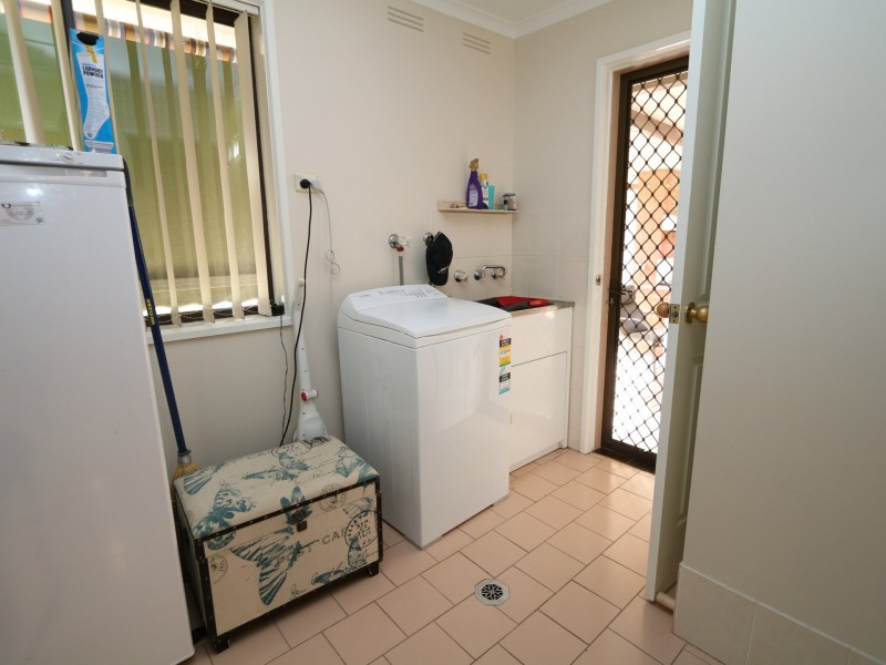 8 Horsley Street, Kooringal NSW 2650