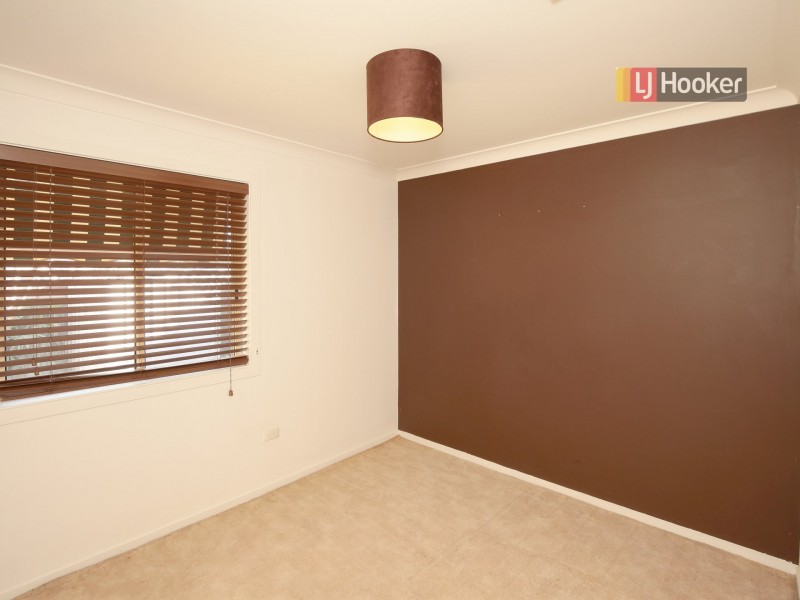 27 O’Connor Street, Tolland NSW 2650