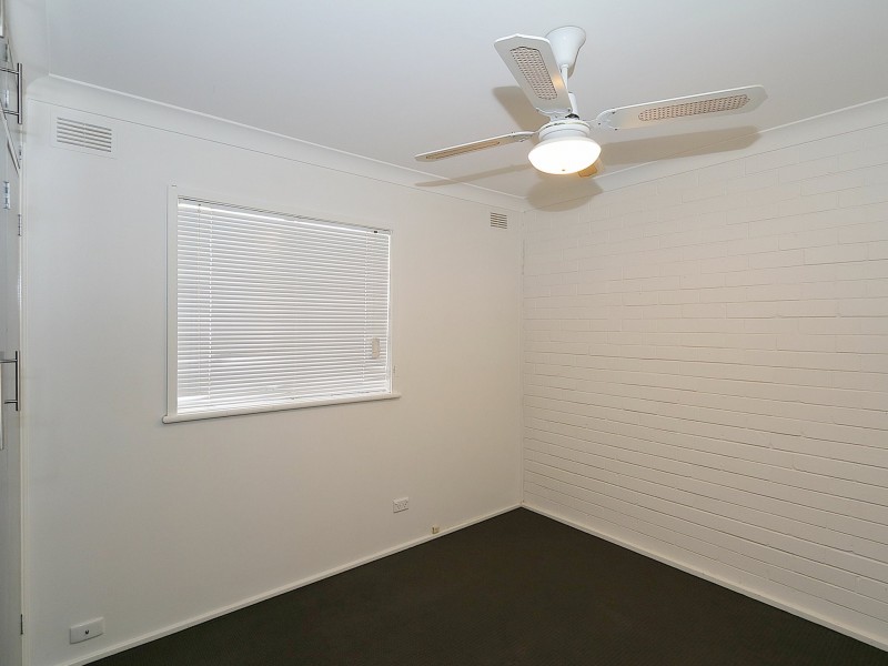 2/9 Sherwood Avenue, Kooringal NSW 2650