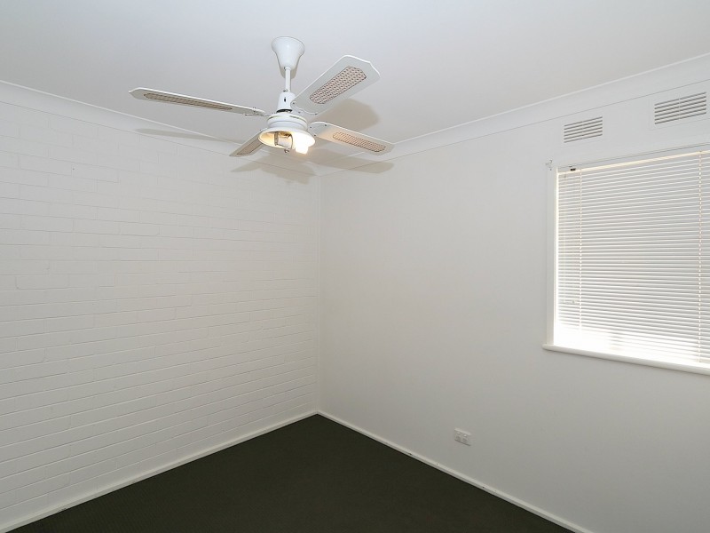 2/9 Sherwood Avenue, Kooringal NSW 2650