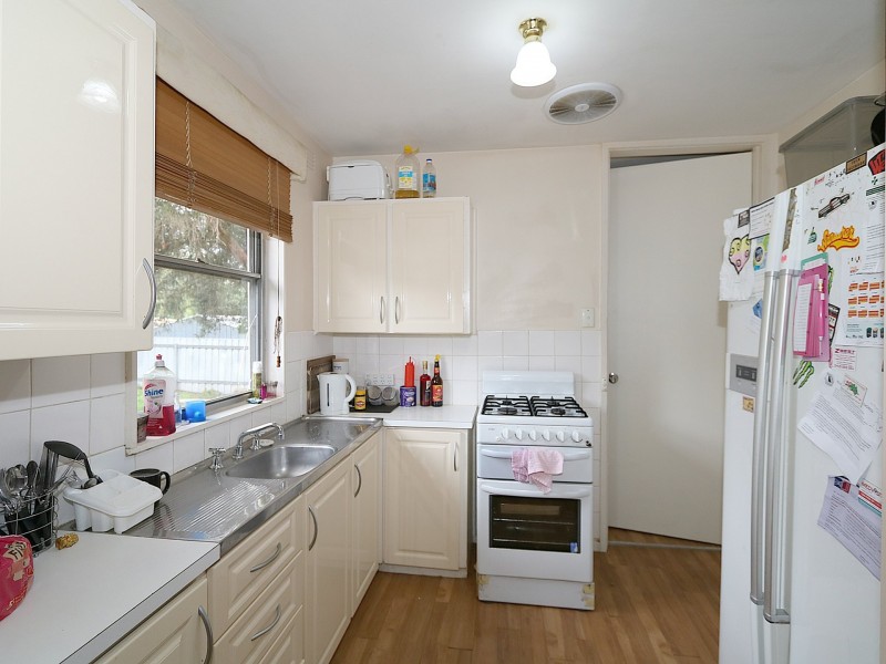 8 Adams Street, Ashmont NSW 2650