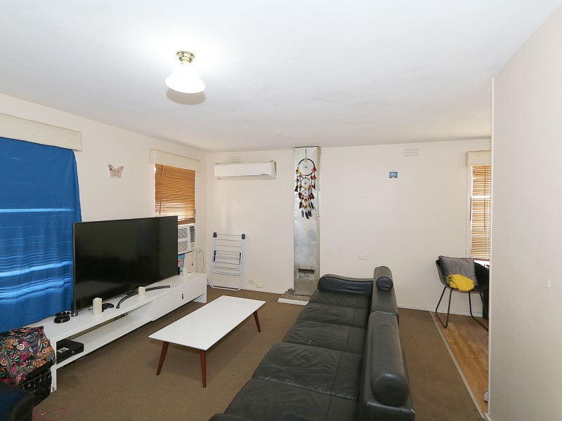 8 Adams Street, Ashmont NSW 2650