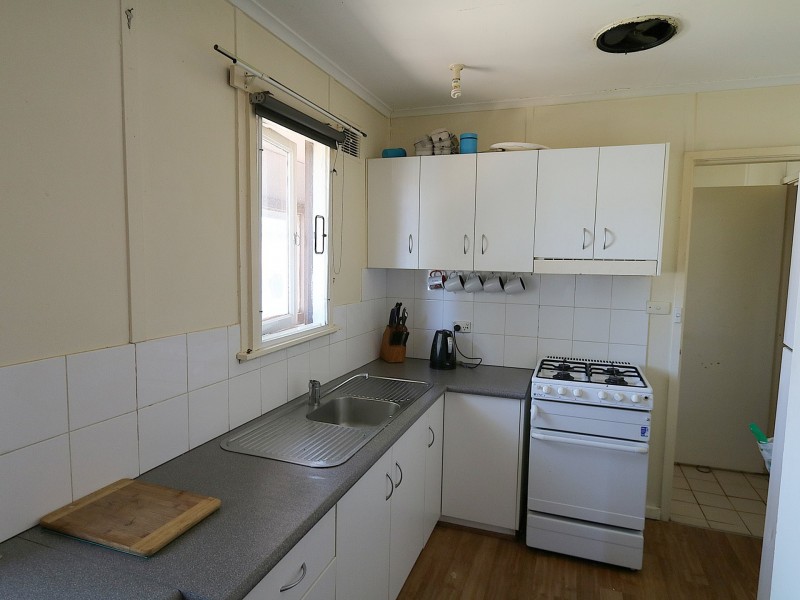 4 Buna Street, Ashmont NSW 2650