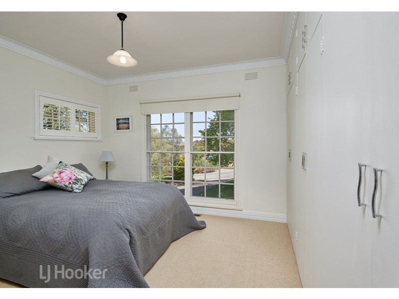 103 Red Hill Road, Kooringal NSW 2650