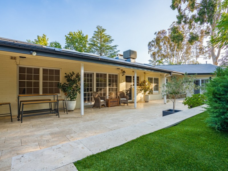 103 Red Hill Road, Kooringal NSW 2650