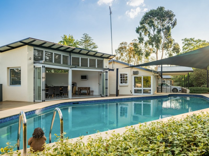 103 Red Hill Road, Kooringal NSW 2650
