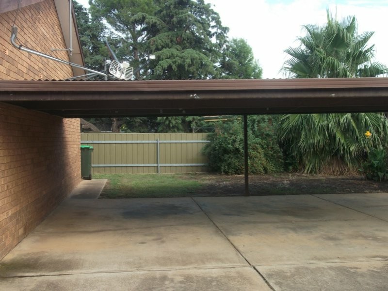 3/7 Wewak Street, Ashmont NSW 2650