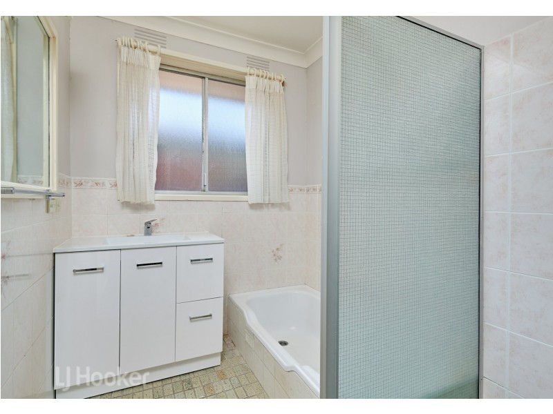 1 Bradley Place, Tolland NSW 2650