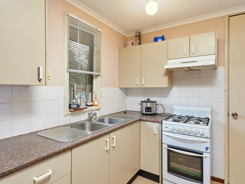 34 Bruce Street, Tolland NSW 2650