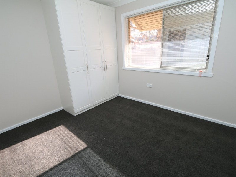 13 Tinga Crescent, Kooringal NSW 2650