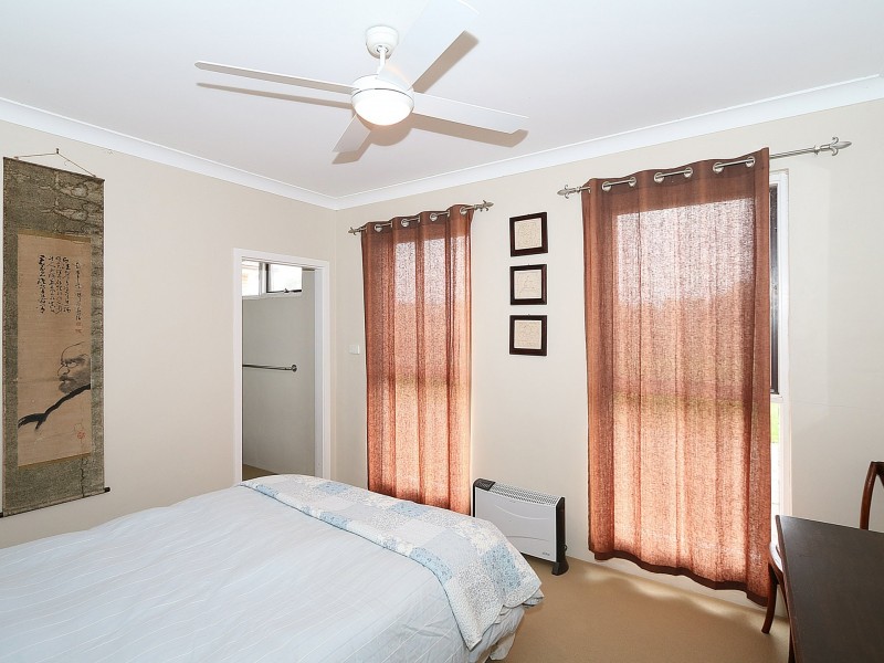 50 Gregadoo Road, Lake Albert NSW 2650
