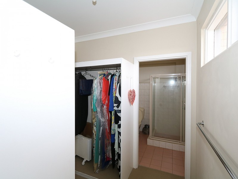 50 Gregadoo Road, Lake Albert NSW 2650