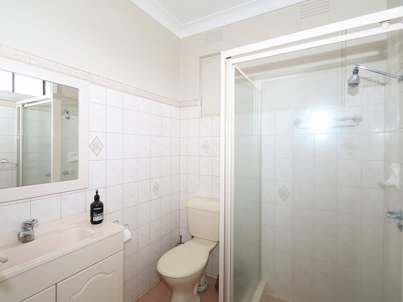 50 Gregadoo Road, Lake Albert NSW 2650