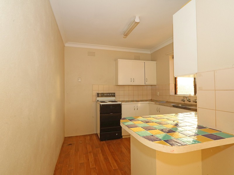 6/9 Henschke Avenue, Tolland NSW 2650