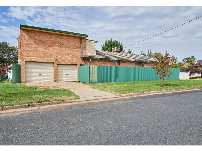 7 Marconi Street, Kooringal NSW 2650