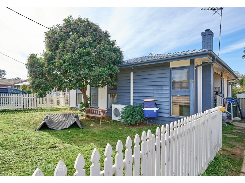 52 Ziegler Avenue, Kooringal NSW 2650