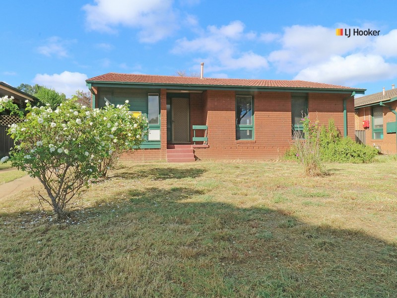 30 Blakemore Avenue, Ashmont NSW 2650