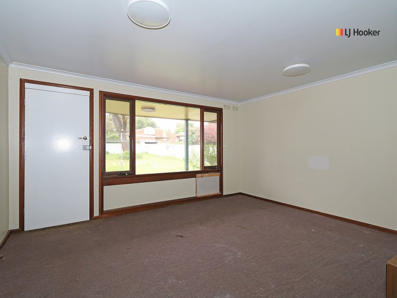 30 Blakemore Avenue, Ashmont NSW 2650