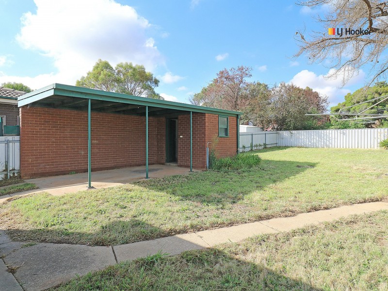 30 Blakemore Avenue, Ashmont NSW 2650