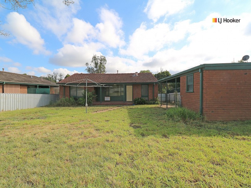 30 Blakemore Avenue, Ashmont NSW 2650