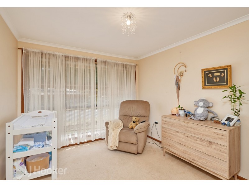 174 Fernleigh Road, Mount Austin NSW 2650