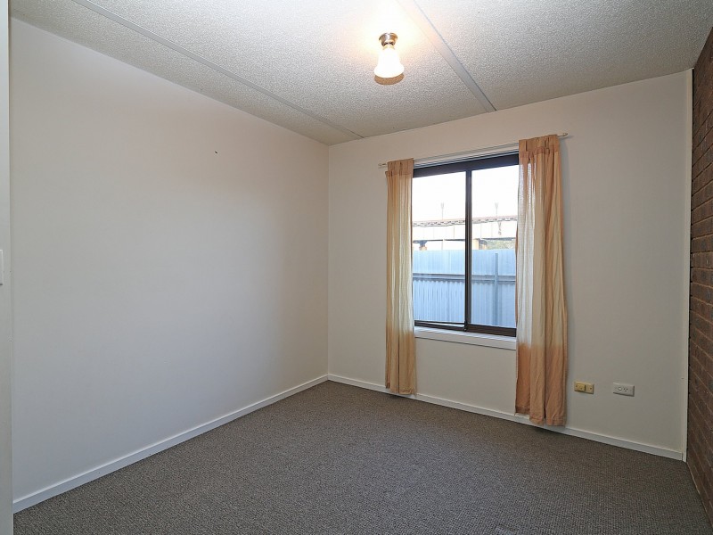5/7 Langdon Avenue, Wagga Wagga NSW 2650