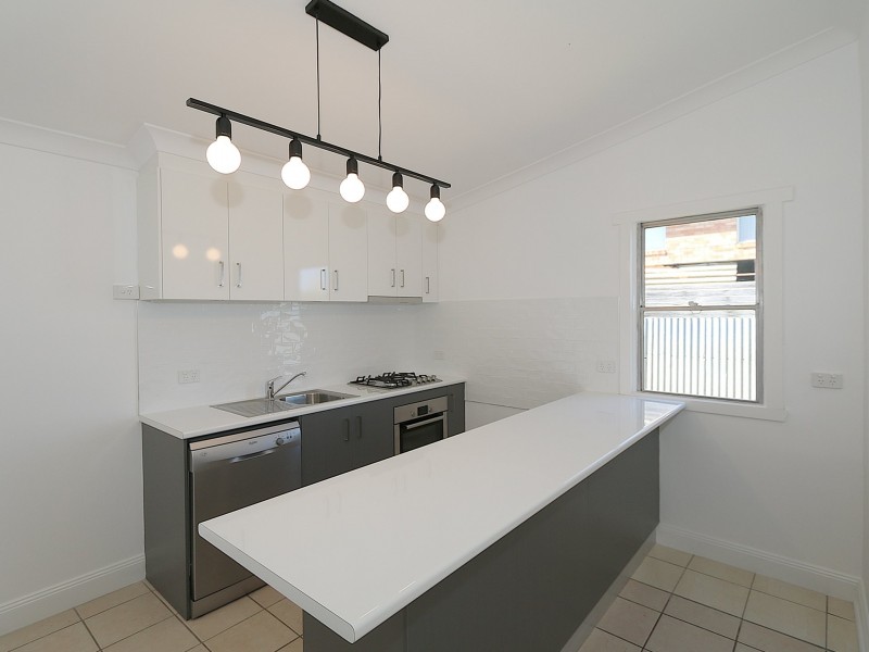 73 Beckwith Street, Wagga Wagga NSW 2650