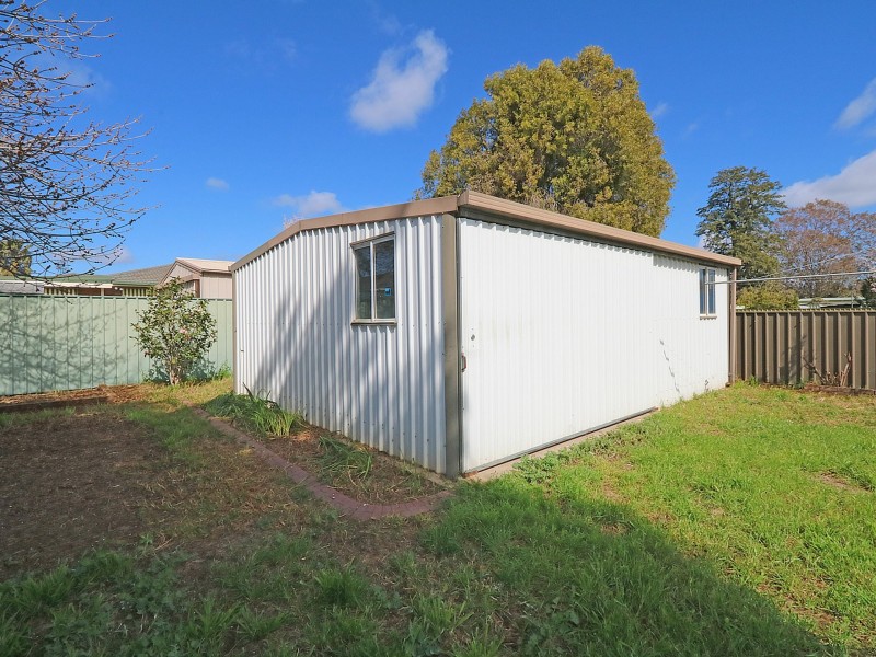 25 Bandera Avenue, Glenfield Park NSW 2650