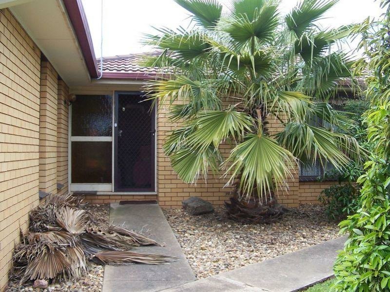 2/2 Bavaria Street, Tolland NSW 2650