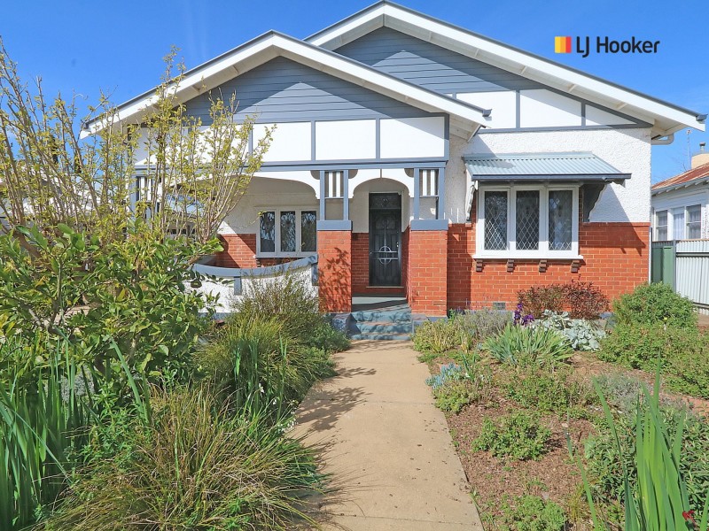 7 Bimbeen Street, Turvey Park NSW 2650