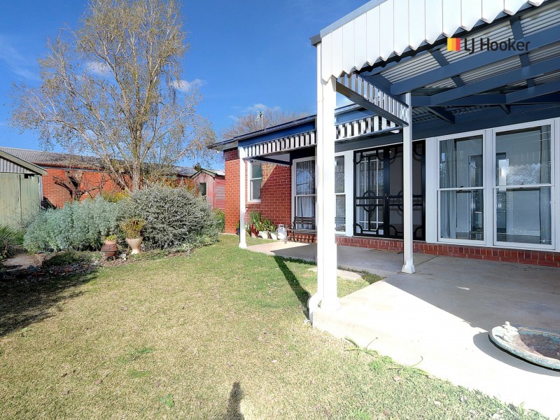 7 Bimbeen Street, Turvey Park NSW 2650