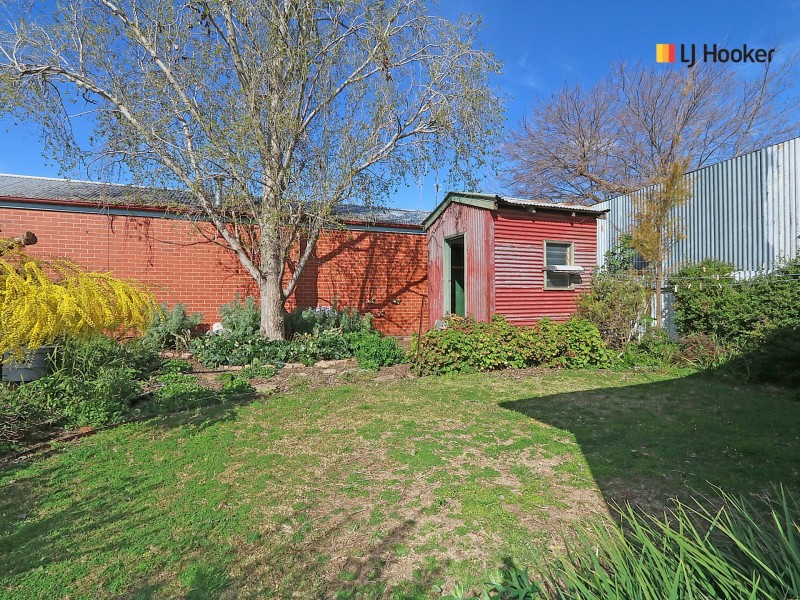 7 Bimbeen Street, Turvey Park NSW 2650