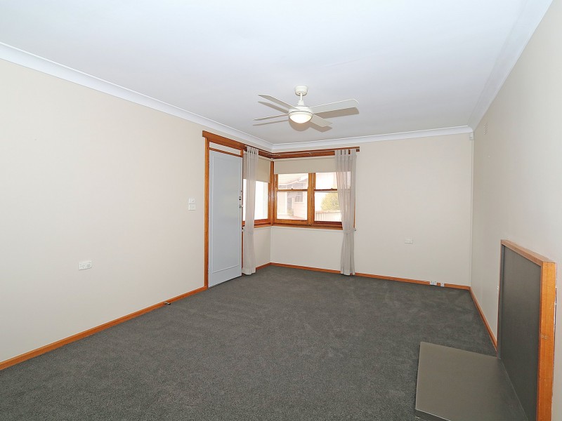 5 Immarna Place, Kooringal NSW 2650