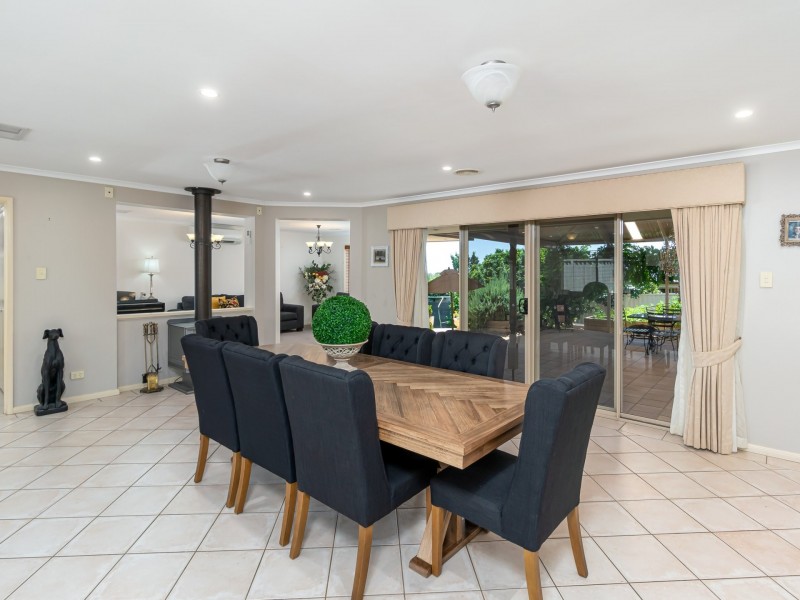 12 Yanko Crescent, Bourkelands NSW 2650