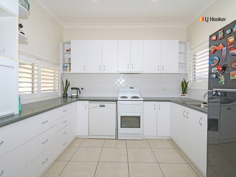 3 Ceduna Street, Mount Austin NSW 2650