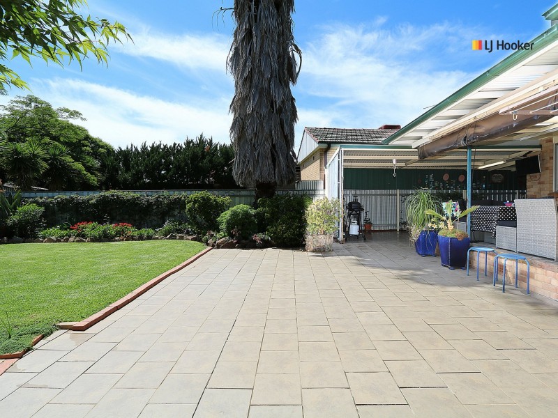 9 Anne Street, Tolland NSW 2650