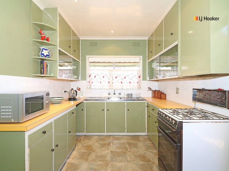 23 Nilma Avenue, Mount Austin NSW 2650