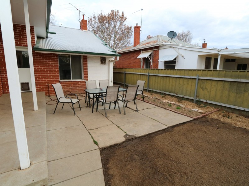 129 Gurwood Street, Wagga Wagga NSW 2650