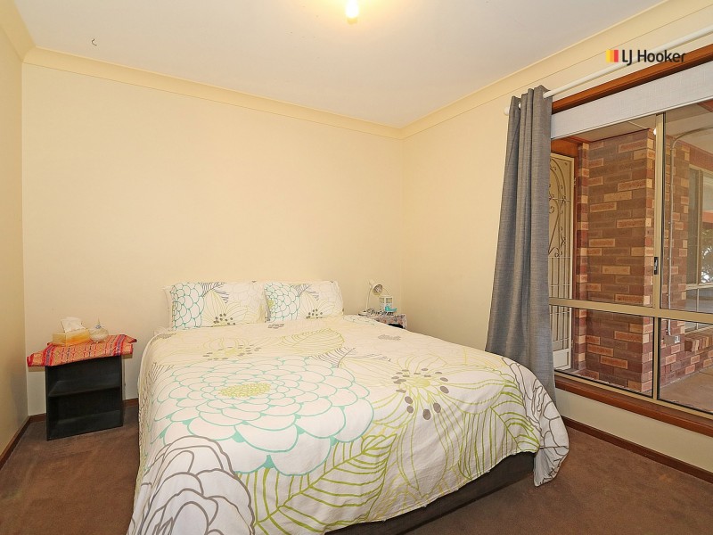 101 Undurra Drive, Glenfield Park NSW 2650