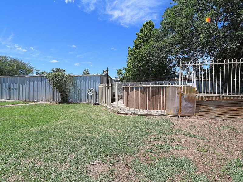 101 Undurra Drive, Glenfield Park NSW 2650
