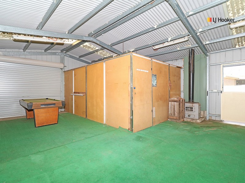 212 Bourke Street, Tolland NSW 2650