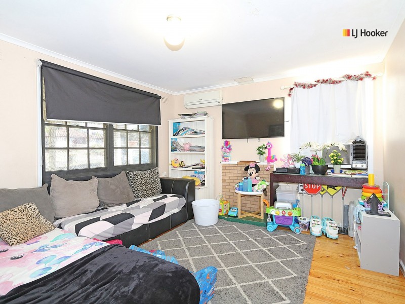 3 Baird Avenue, Kooringal NSW 2650