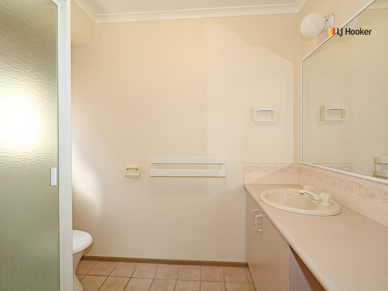 35 Kirrang Avenue, Glenfield Park NSW 2650