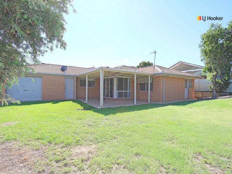 35 Kirrang Avenue, Glenfield Park NSW 2650