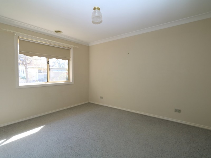 6/2 Kenneally Street, Kooringal NSW 2650