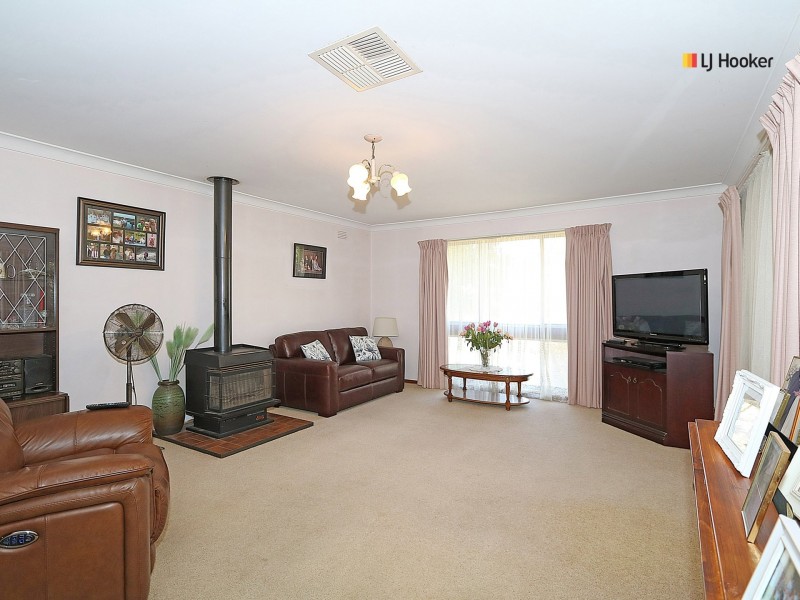 65 Fay Avenue, Kooringal NSW 2650
