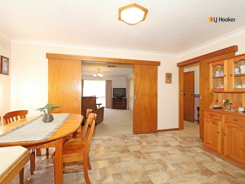 65 Fay Avenue, Kooringal NSW 2650