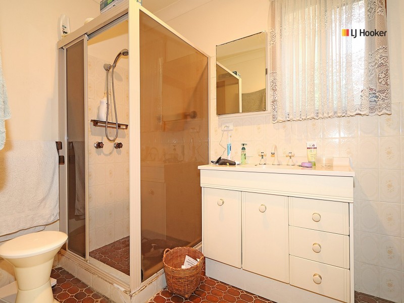 65 Fay Avenue, Kooringal NSW 2650