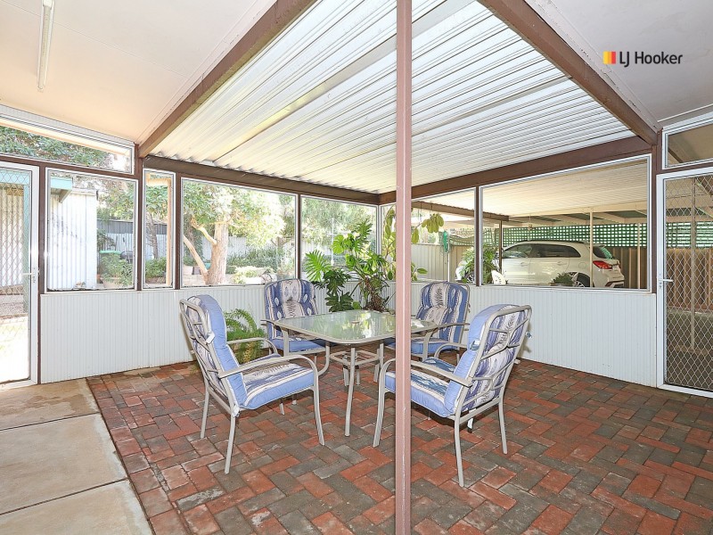 65 Fay Avenue, Kooringal NSW 2650