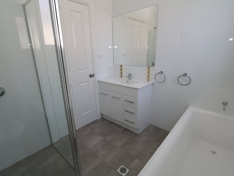 120 Docker Street, Wagga Wagga NSW 2650